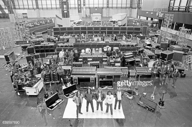 media_gettyimages_com_photos_rock_band_status_quo_23rd_march_18417cdd49ab286aa2ef934afcc62d3cb.jpg