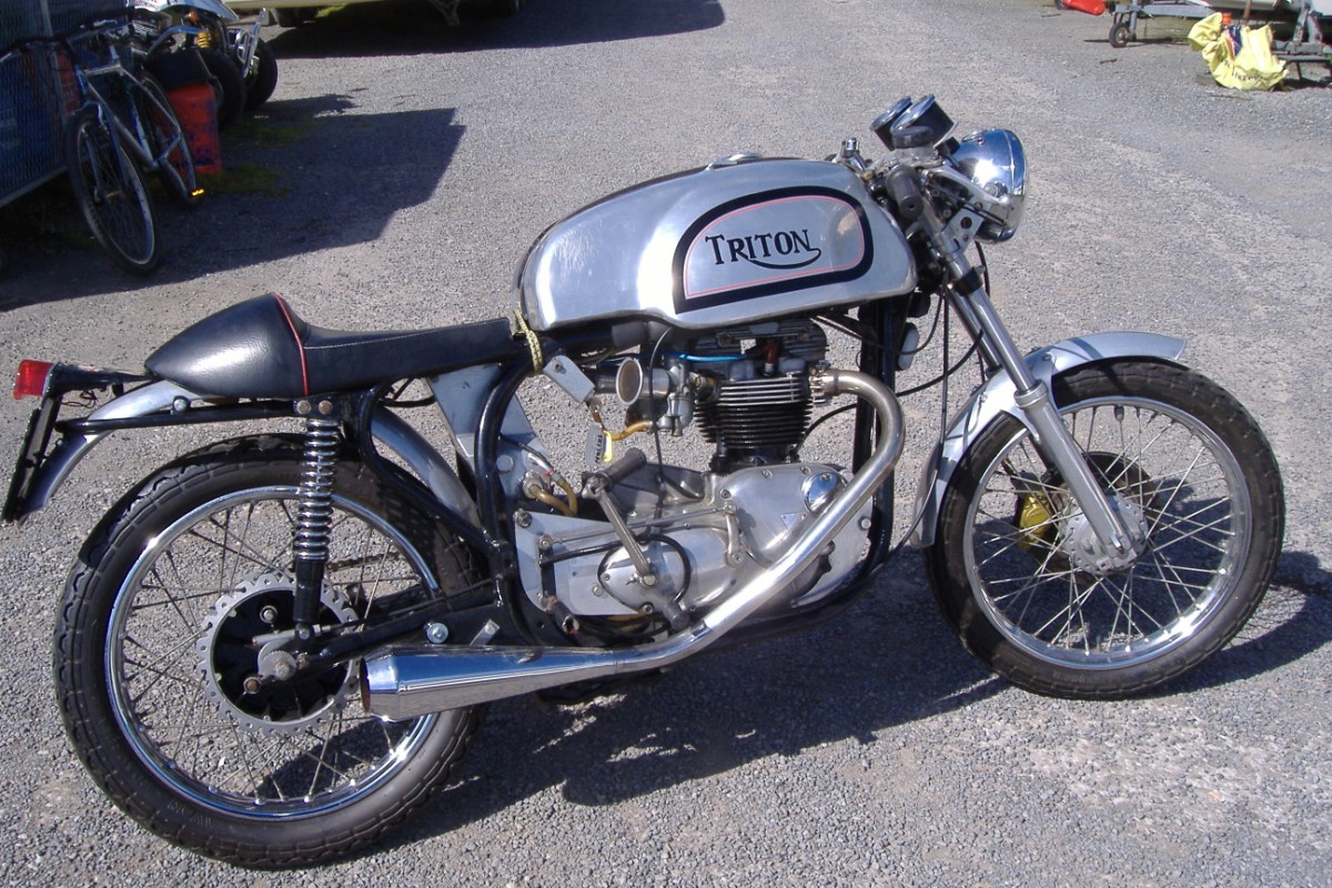 motorbike_search_engine.co.uk_classic_bikes_triton_wideline_1960.jpg